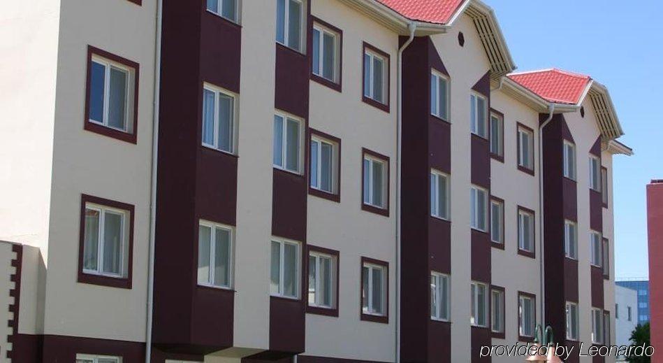 Chagala Atyrau Hotel Exteriör bild